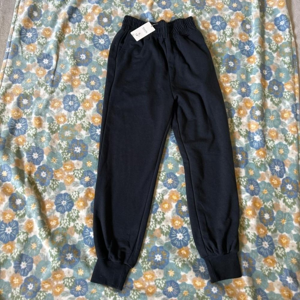 Yovela black sweatpants with elastic waistband and cuffs women's small NWT